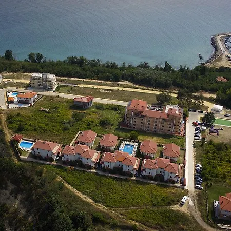 Vemara Club And - Free Parking And Free Access מלון 3*