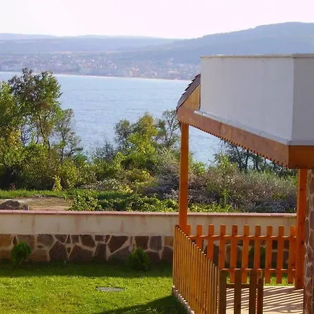 Vemara Club And - Free Parking And Free Access מלון אובזור