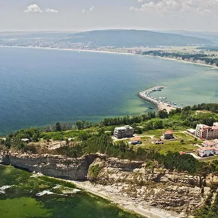 Vemara Club And - Free Parking And Free Access 3* אובזור