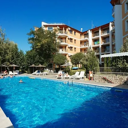 Vemara Club And - Free Parking And Free Access מלון 3*