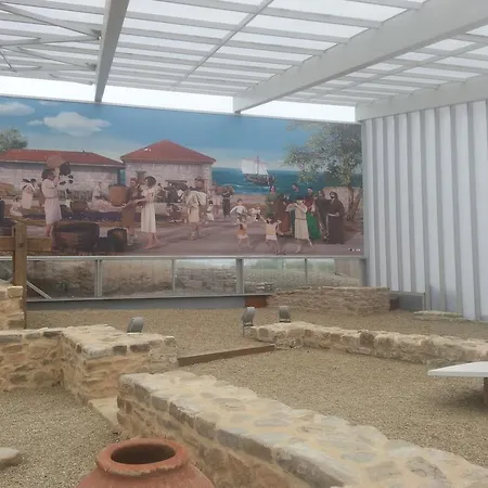 Vemara Club And - Free Parking And Free Access فندق 3*