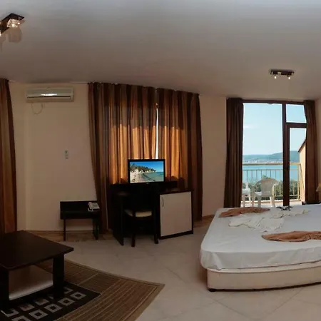 فندق Vemara Club And - Free Parking And Free Access ابزور