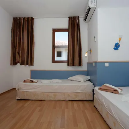 Vemara Club And - Free Parking And Free Access 3* ابزور