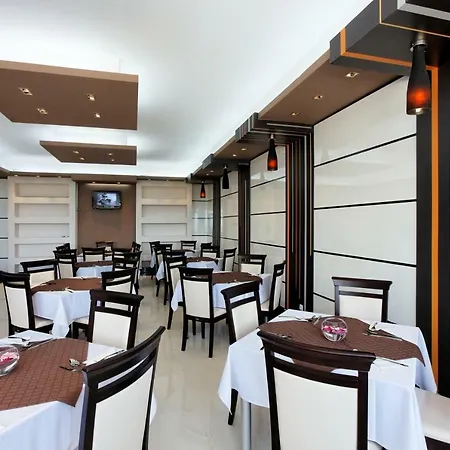 Vemara Club And - Free Parking And Free Access 3* אובזור