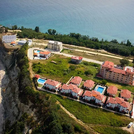 Vemara Club And - Free Parking And Free Access מלון