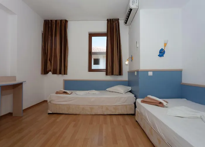 Vemara Club And - Free Parking And Free Access 3* Obsor