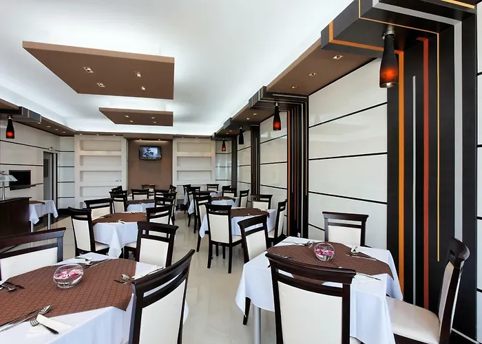 Vemara Club And - Free Parking And Free Access 3* Obsor