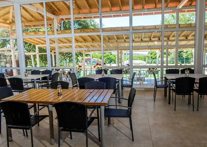 Vemara Club And - Free Parking And Free Access 3* Obsor