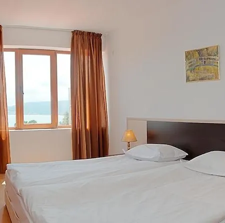 Vemara Club And - Free Parking And Free Access 3* Obsor