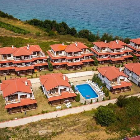 Vemara Club And - Free Parking And Free Access