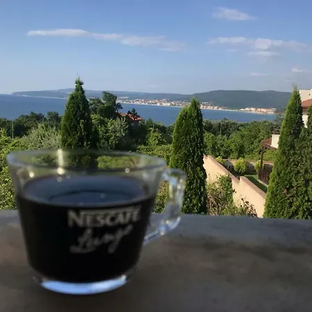 Vemara Club And - Free Parking And Free Access Хотел Обзор