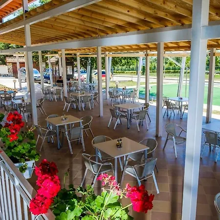 Vemara Club And - Free Parking And Free Access 3* Обзор