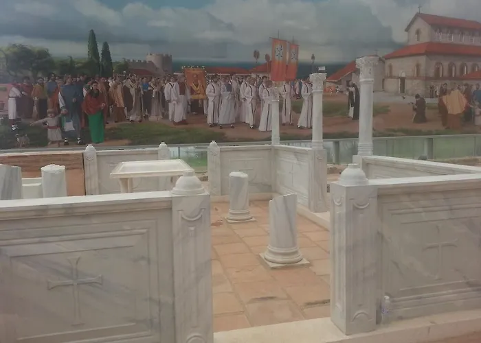 Hotel Vemara Club And - Free Parking And Free Access 3*