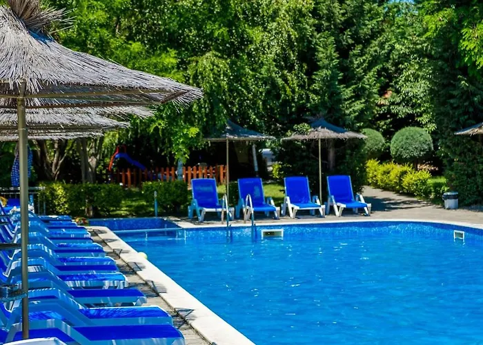 Vemara Club And - Free Parking And Free Access Obzor