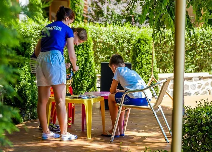 Vemara Club And - Free Parking And Free Access Отель Обзор