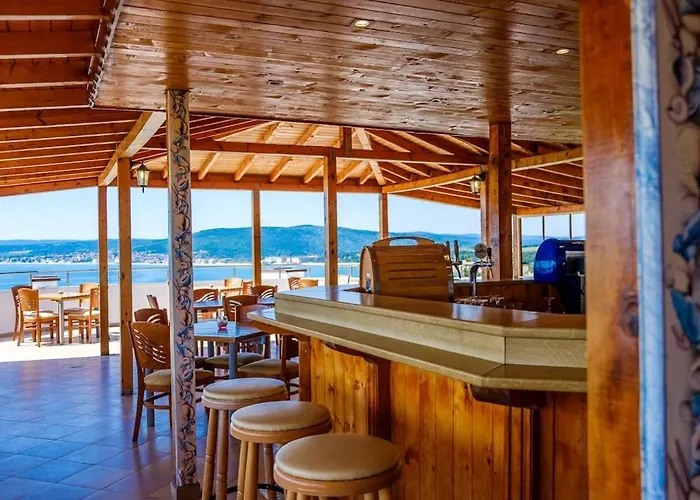 Vemara Club And - Free Parking And Free Access 3* Обзор